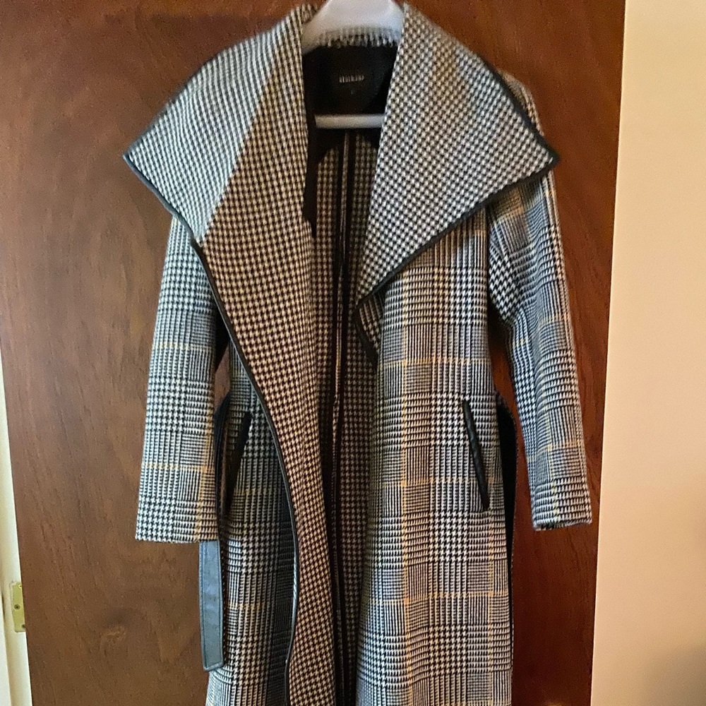 Mackage Black and White Houndstooth Coat great condition (rare)